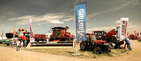 Клиенты Case IH представляет первые тракторы серии Puma ™ CVT в России